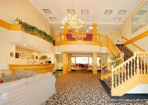 Comfort Suites Clackamas Bagian luar foto